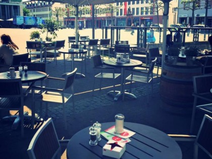照片: Central Hanau
